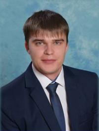 Шемякин Олег Олегович.